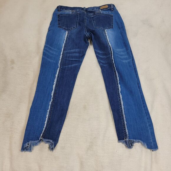 Salvaje Denim Jeans Womens Size 15 Blue Distressed RN 152865 Embroidered Cotton - Picture 9 of 16